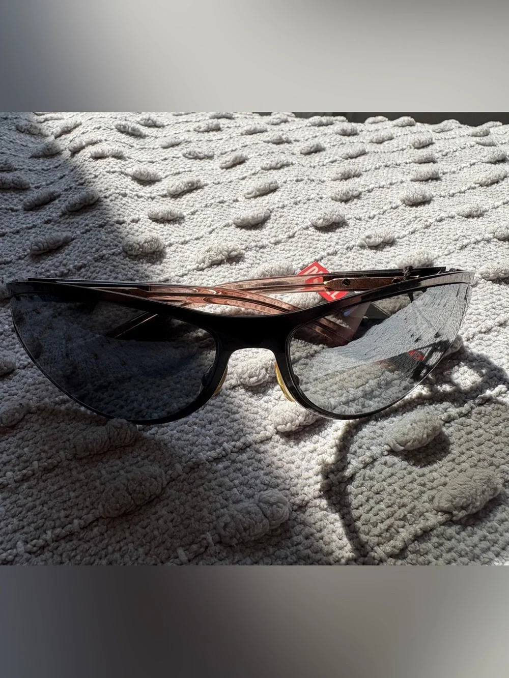 DIESEL SUNGLASSES Y2K  AVANT GARDE  Authentic- Rare Vitange Unisex